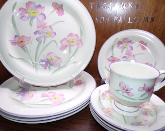 2507 Sangostone Windsor #3647 Beautiful Vintage Pink Purple Floral Dinnerware - Pre-owned Great Condition - Choose from List: