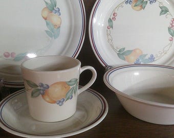 2412 Corelle Abundance Mixed Fruit Pattern Dinnerware - Great Condition Choose From List: