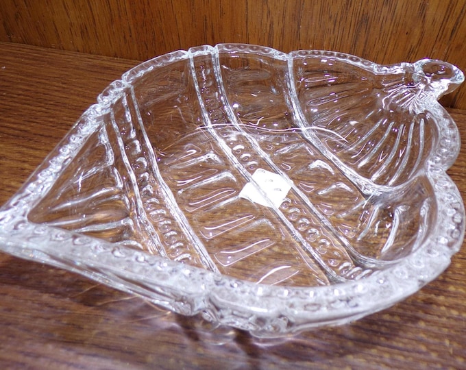 2505 Fifth Avenue Crystal Vintage Hand-Cut Crystal 6" Christmas Ornament Trinket Dish
