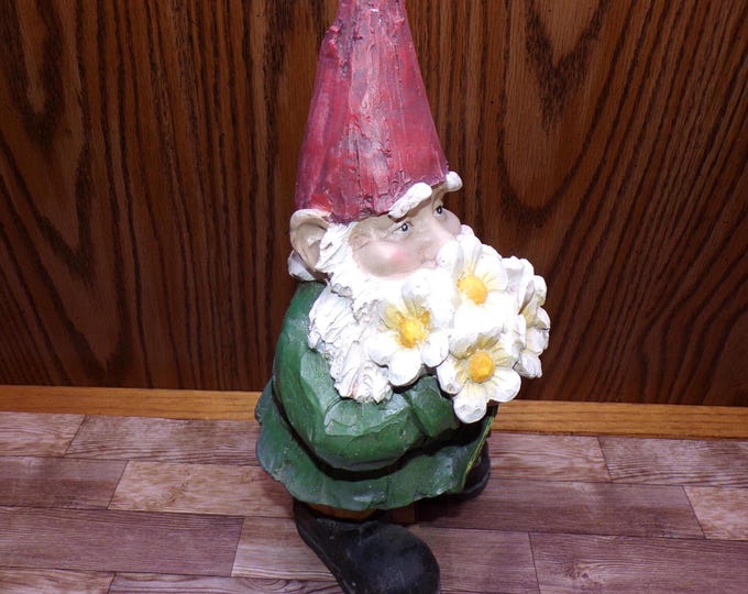 2508 Vintage Composite Gnome Picking Daisies 12" Tall - Great Condition
