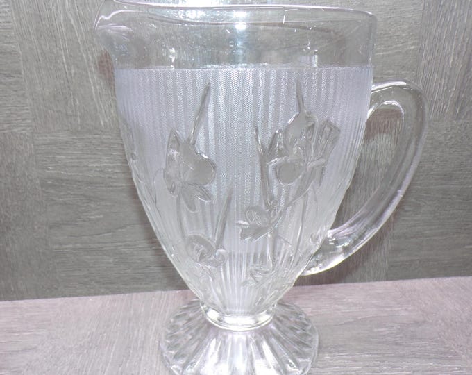 2605 Jeannette Glass Iris and Herringbone 1930's Vintage 56 oz Footed Pitcher
