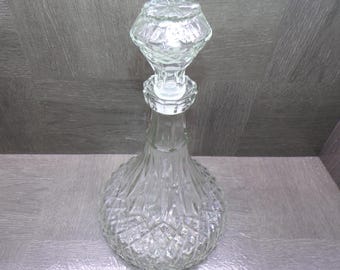 2510 Diamond Cut Hip Captains Vintage Whiskey Decanter 8.75" Tall / 11.25" Tall with Stopper - Great Condition