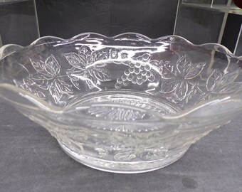 2304 Anchor Hocking 8.75" Bowl Raised Grape and Vine Design