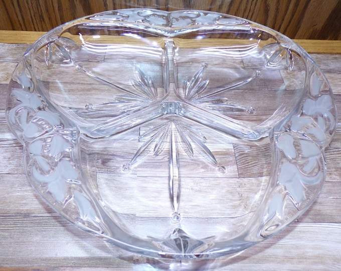 2508 Mikasa Crystal Christmas Tidings 3 Part Divided Server Tray 12” Snack Platter w/ Frosted Bells - Great Condition