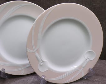 2609 Mikasa Classic Flair Peach Vintage Fine China Calla Lily 8" Salad Plate Set of 2