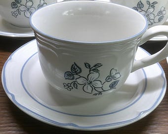 2505 Covington Avondale Stoneware 12 pc Set 6 Cups & 6 Saucers w/ Blue and White Dogwood Flowers- Japan- Great Condition