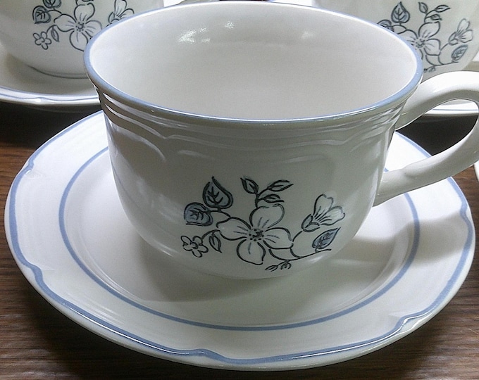 2505 Covington Avondale Stoneware 12 pc Set 6 Cups & 6 Saucers w/ Blue and White Dogwood Flowers- Japan- Great Condition