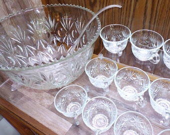 2508 Hazelware Lexington 26 pc Vintage Crystal Glass Punch Bowl Set - 11.5"W x 7.5"T Bowl w/12 Cups, 12 Hooks & Ladle - Great Condition