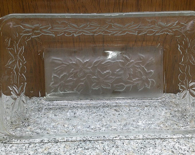 2508 Princess House Fantasia 9" x 5.5" Crystal Frosted Vintage Loaf Baking Pan - Good Condition Light Scuffs under Bottom