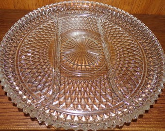 2507 Indiana Glass Diamond Point 12" Vintage Divided Dish 3 Section Platter Tray - Pre-owned Great Condition