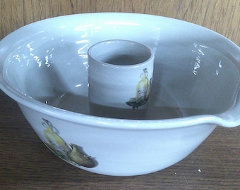 2411 Annies Garden Vintage Drunken Beer Can Chicken Cooker 10.25"W x 4"T- Hand-Thrown Pottery Boyceville, WI USA - Excellent Condition