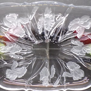 2311 Mikasa Home Beautiful Crystal Passion Flower Iris 14” x 11" Rectangular Serving Platter