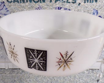 2210 Inland Glass Atomic Starburst Vintage 9.5" Milk Glass Black Gold Snowflake Casserole Baking Dish