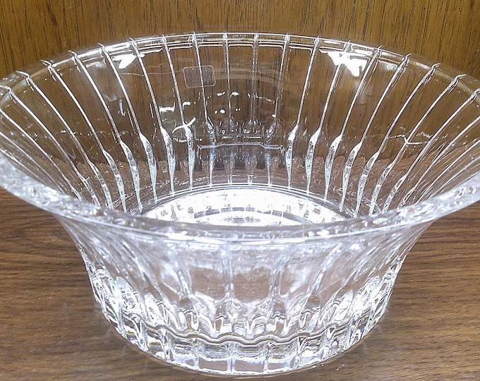 2411 Mikasa Park Avenue 9" Lead Crystal Round Bowl - Great Condition