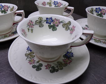 2609 Wedgwood Corinthian Pembroke 8 pc Vintage Set 4 Cups & 4 Saucers