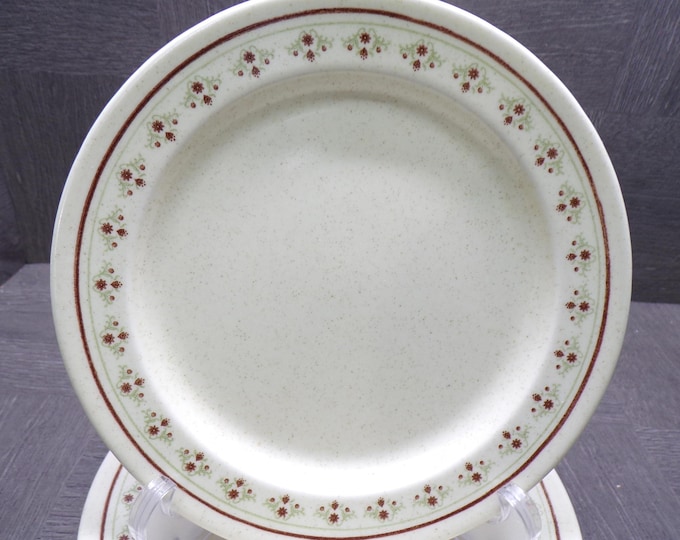 2602 Anchor Hocking Chantilly Vintage Ironstone 7.5" Salad / Snack Plates Set of 4 Made in USA - Great Condition