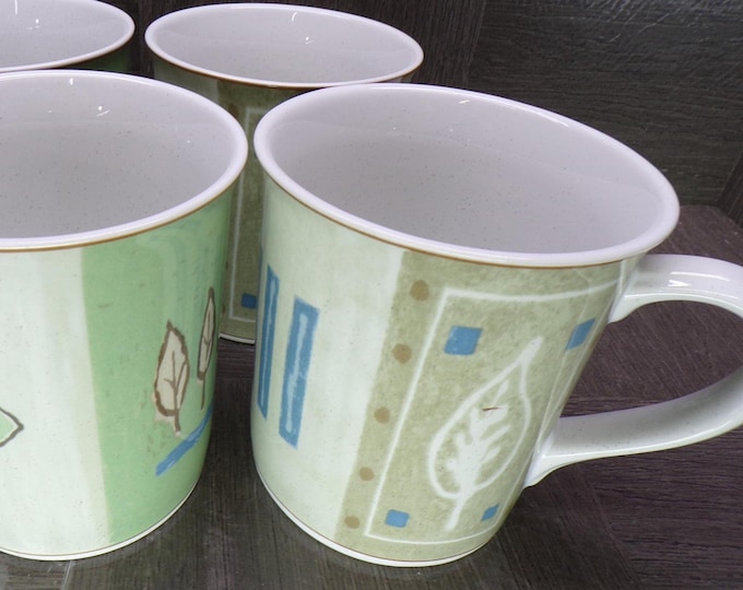 2602 Mikasa Casual Classics HG284 Country Quilt 4" 12 oz Stoneware Mugs Set of 4 - CHIP on One Otherwise Great Condition