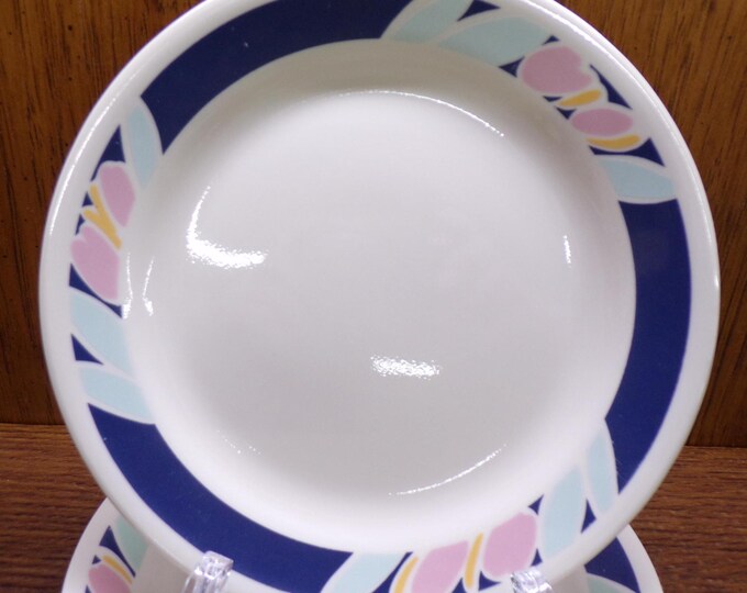 2501 Corelle Tulip Accent 7.25" Salad Plates Set of 4 - Good Condition Light Scratches