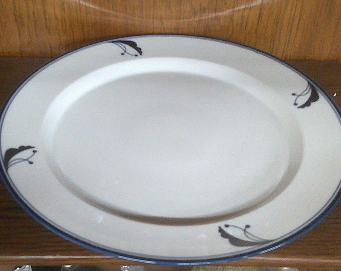 2502 Dansk Flora Bayberry Blue 13.5" Round Serving Platter White with Blue Trim Made in Portugal - Great Condition Light Scratches