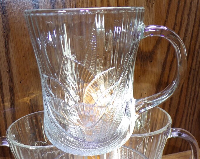 2511 Arcoroc Canterbury 4" Mugs Set of 4 Vintage Embossed Crocus Flower Tempered Glass Made in France - Great Condition