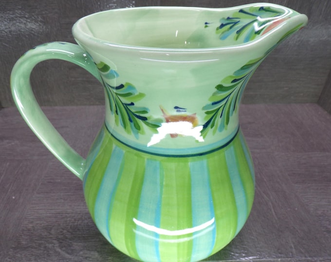 2602 Gail Pittman Provence 48 oz. 8" Tall Pitcher Green Garland Pattern Retired - Hand Painted - Pre-owned Great Condition