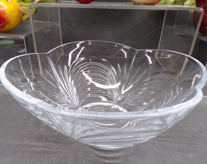 2303 Drapery Pattern 24% Lead Crystal 10" Vintage Serving Bowl - Good Condition