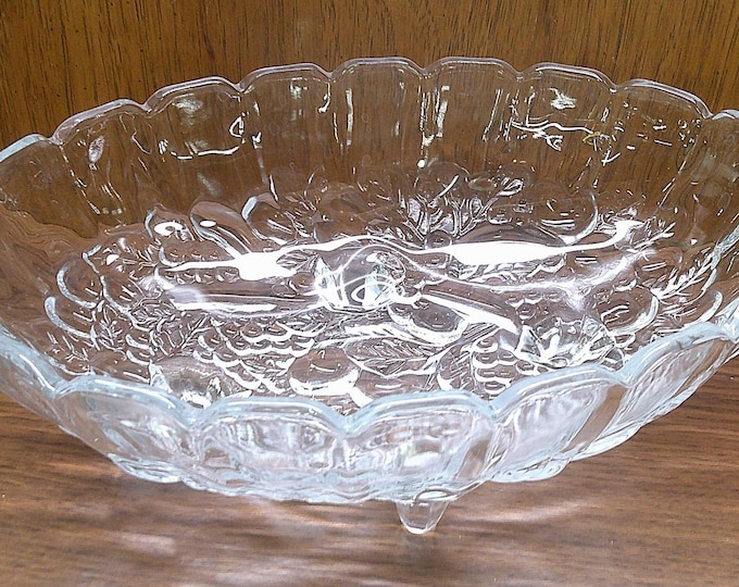 2505 Indiana Glass Footed 8" x 12" Vintage Clear Paneled Glass Embossed Oval Fruit Bowl Scalloped Edge - Great Condition