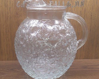 2501 Anchor Hocking Lido Milano 9" Clear Crinkle Glass Vintage Ball Pitcher w/ Ice Catcher Spout - Great Condition