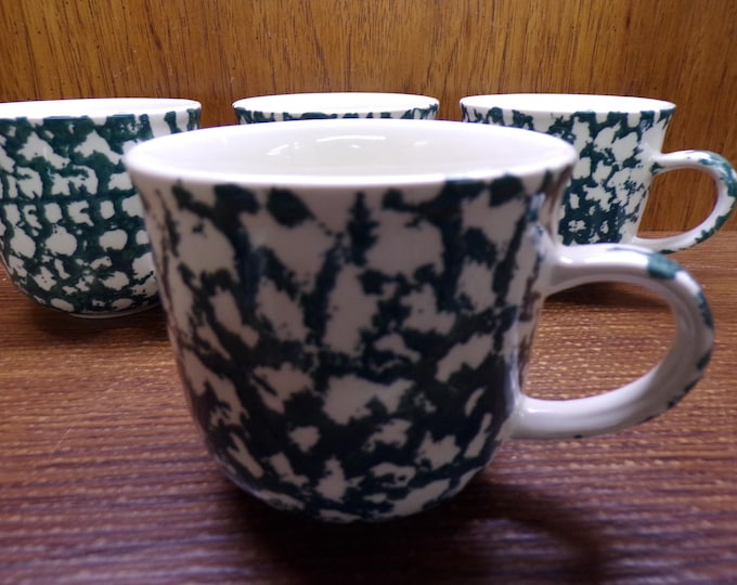2506 Folk Craft Moose Country, Pinecone, Green Sponge Vintage 10 oz. Stoneware Coffee Mugs Set of 4 by Tienshan - Great Condition