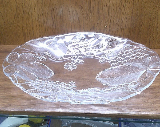 2410 Embossed Fruit Clear Glass Centerpiece 16" Oval Bowl - Great Condition with a Few Tiny Scratches