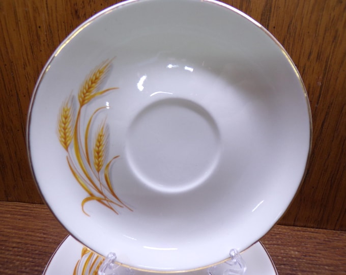 2507 Homer Laughlin Golden Wheat 22k Gold Rim & Trim 6" Oven Proof Saucer Plates Set of 4 - Great Condition