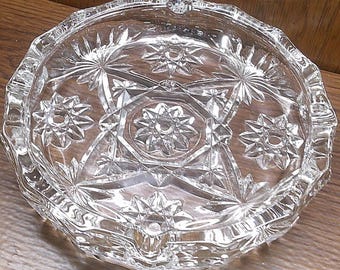 2501 Anchor Hocking Early American Prescut Star of David Vintage 8" Heavy Glass Ashtray - Great Condition