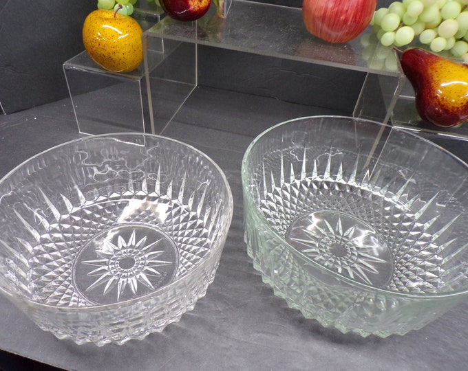 2304 Arcoroc Diamant Hardened Glass Serving Bowl Set of 2- One 9" Bowl and One 8" Bowl- Vintage Made in France- Good Condition