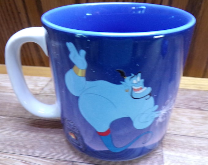 2511 Walt Disney Aladdin Jasmine Vintage 1990's 3.5" 12 oz Ceramic Mug - Great Condition