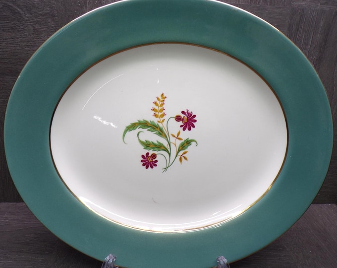 2501 Homer Laughlin Cavalier E53N5 Vintage 1950's Egg Shell 13.5"x11.25" Oval Platter Teal Rim Gold Accents - Good Condition Light Scratches