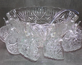 2606 Anchor Hocking Arlington 18 pc Vintage Punch Bowl Set
