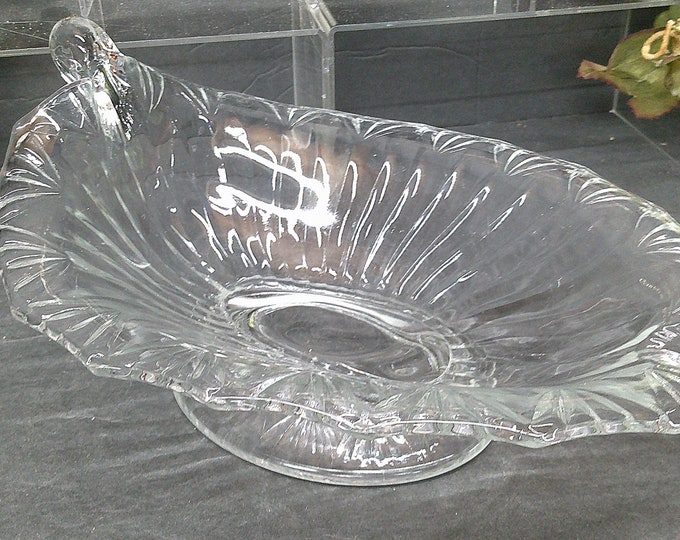 2401 Lilypad Leaf Shaped Unique Vintage Glass Dish 8" x 10.5" x 5.5" Tall with Handles - Good Condition No Chips or Cracks 1 Air Bubble