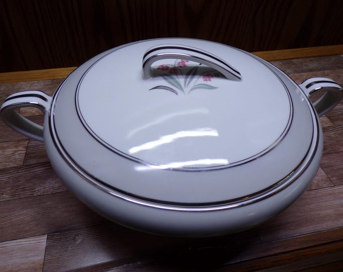 2507 Noritake Lilybell #5556 Vintage 1950's Fine China 9" Covered Vegetable Serving Bowl Pink Floral Made in Japan - Great Condition
