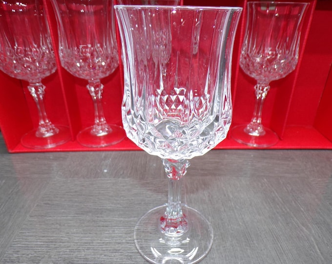2602 Cristal D'Arques Paris 24% Lead Crystal 7.5 oz LongChamp 7.25" Set of 5 Stemmed Vintage Glasses - Excellent Condition in Original Box