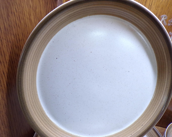2508 Mikasa Potters Art Buckskin PF012 ONE 11" Dinner Plate by Ben Seibel Design Vintage Stoneware Made in Japan - Excellent Condition