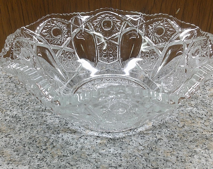 2409 Hobstar Pattern Clear Pressed Glass 8.5" Vintage Bowl w/ Sawtooth Rim - Great Condition No Chips or Cracks