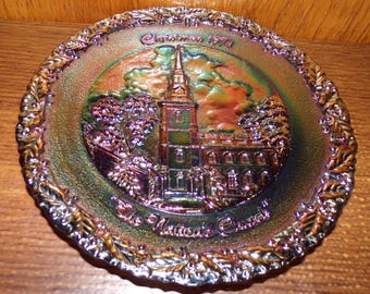 2503 Fenton 8" Iridescent Amethyst Carnival Glass Vintage Plate - Christmas in America #5 The Nations Church 1974 - Great Condition