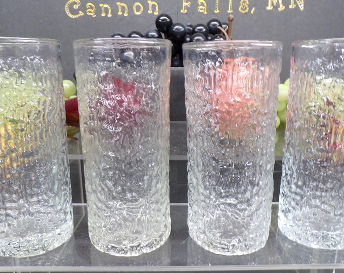 2303 Vintage Textured Glass Ice / Bark Tumbler Clear Drinking Glasses 5.5" Set of 4 - Great Condition