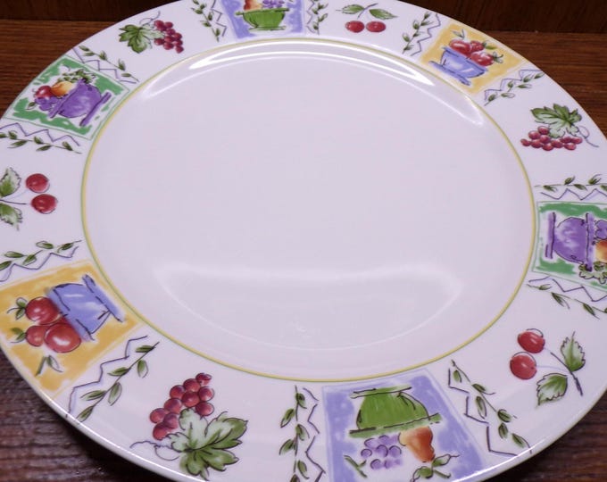 2506 Studio Nova Fruit Festival TPC00 Oven to Table 12" Fruit Basket Platter - Good Condition Light Scratches