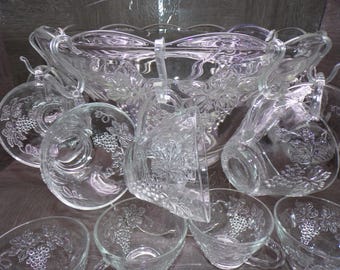 2606 Anchor Hocking "Vintage" 27 pc Clear Glass Harvest Grape Punch Bowl Set