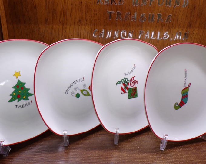 2508 Fitz and Floyd Gourmet Happy Holidays 8" Square Christmas Plates Set of 4 Red Rim - Excellent Condition