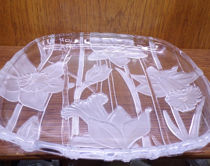 2503 Crystal Glass Studios Narcissus Vintage 15" x 12.5" Sectional Platter #323833 - Great Condition in Original Box
