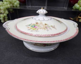 2310 Vintage Porcelain Tureen 10.5" x 9.5" x 5" Tall Covered Serving Dish Made in Japan - Good Condition No Chips or Cracks