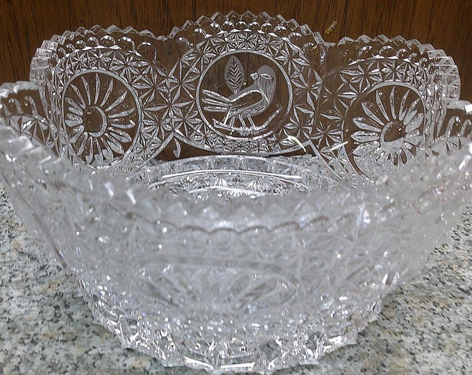 2408 Hofbauer Byrdes (birds) 24% Lead Crystal 8" Bowl Scalloped Sawtooth Rim 3.75" Deep - Great Condition No Chips or Cracks Very Beautiful