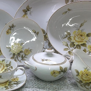2408 Harmony House Yellow Rose Fine China HH Sunshine Yellow - Choose from List: